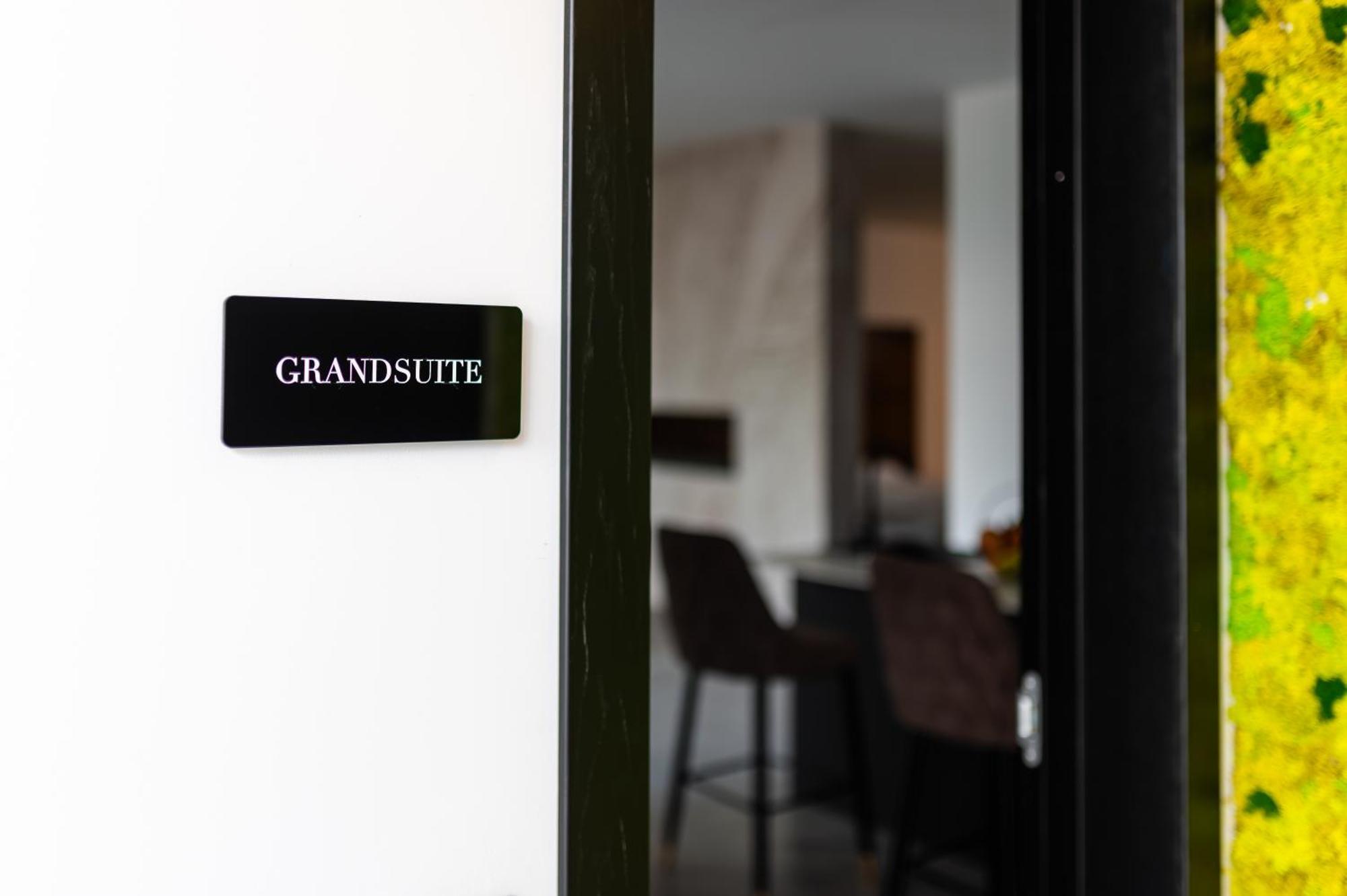 Luxury Suite New Look Monopoli Esterno foto