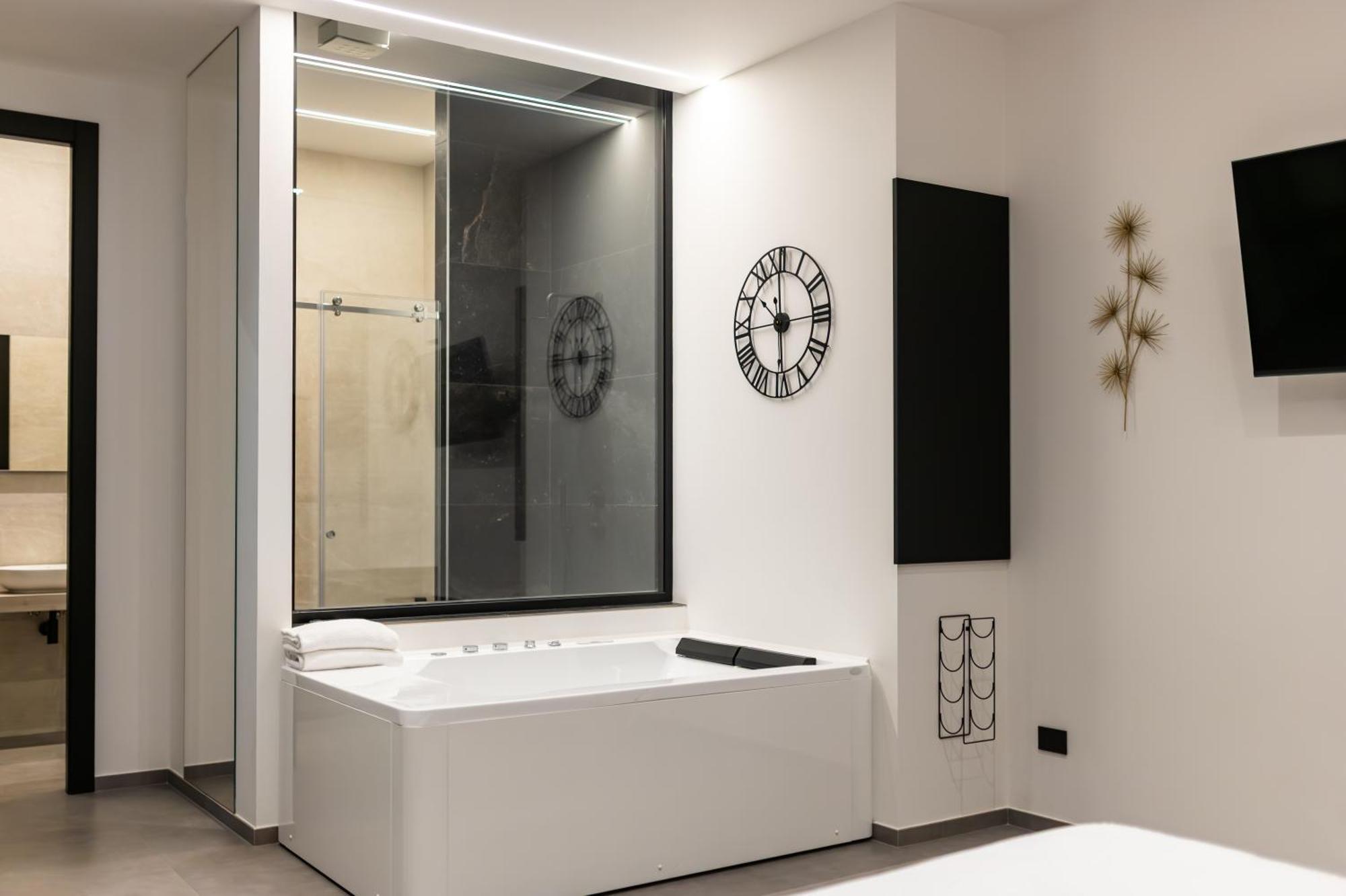 Luxury Suite New Look Monopoli Esterno foto